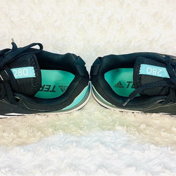 adidas Originals Women's Terrex Agravic Tr Trail Running Shoe- size 9 - Picture 4 of 10